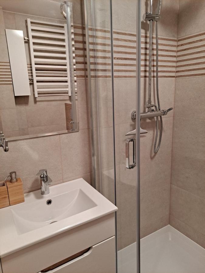 Appartement Monica à Jelenia Góra Extérieur photo